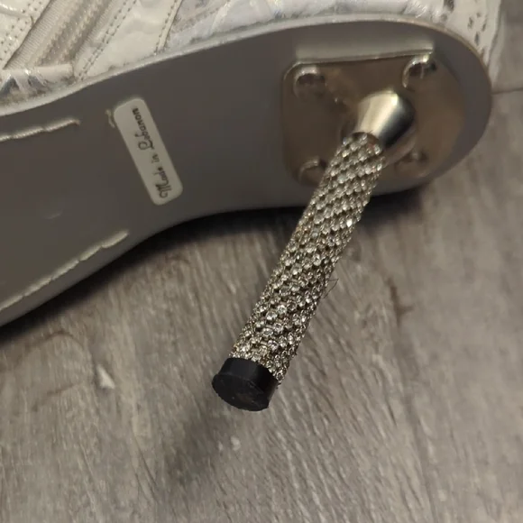 Ce Fou Shoo Pre-owned Rhinestone Heel weztern Boots - Picture 9 of 13